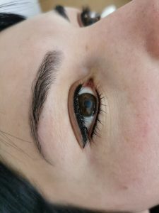 skinlogix-eyeliner-makeup-3
